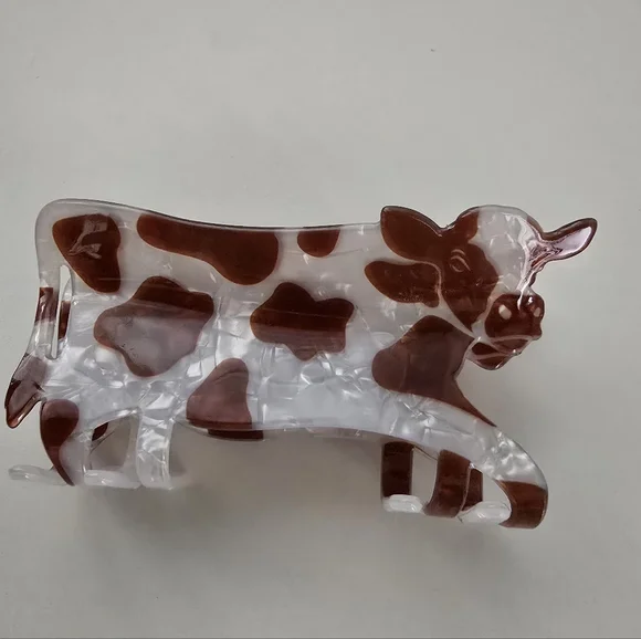 NEW Cow Shaped Hair Clip Claw Brown White Animal Print Farm Animal - Picture 3 of 10